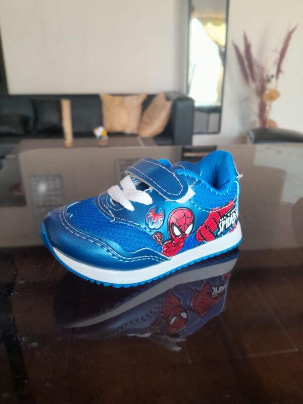 ZAPAS PERSONAJES DEL 21 AL 26 - Imagen 3